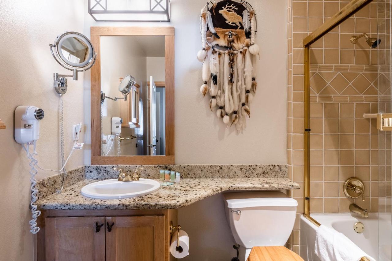 Juniper Springs Lodge #413 - Luxury Ski In Ski Out! 2 Bedroom ماموث لاكيس المظهر الخارجي الصورة