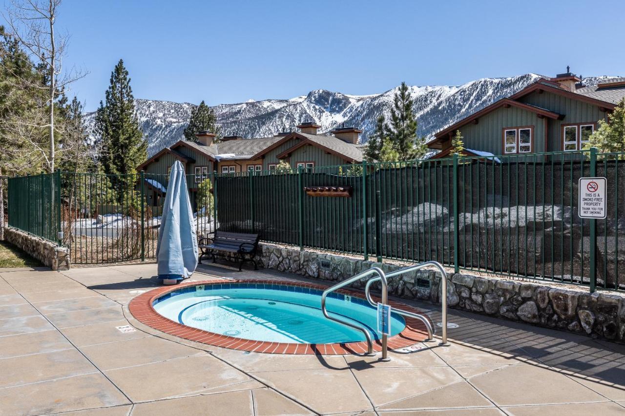 Juniper Springs Lodge #413 - Luxury Ski In Ski Out! 2 Bedroom ماموث لاكيس المظهر الخارجي الصورة