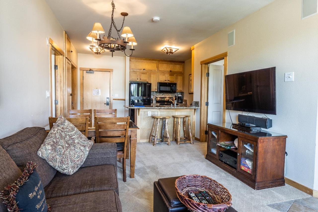 Juniper Springs Lodge #413 - Luxury Ski In Ski Out! 2 Bedroom ماموث لاكيس المظهر الخارجي الصورة