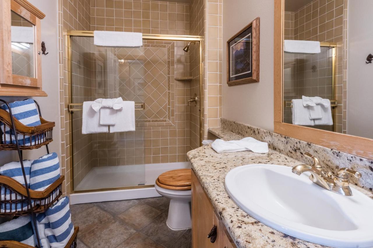 Juniper Springs Lodge #413 - Luxury Ski In Ski Out! 2 Bedroom ماموث لاكيس المظهر الخارجي الصورة